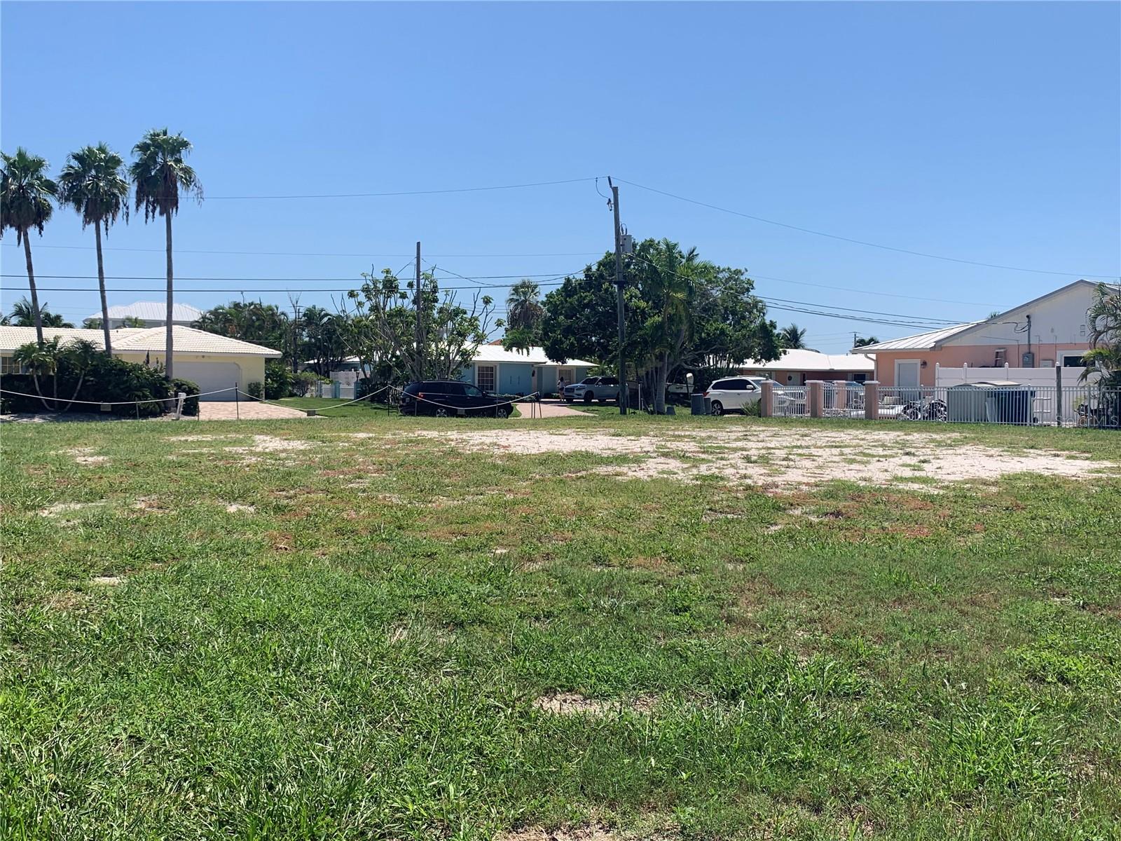 BAY PALMS ADD - Land