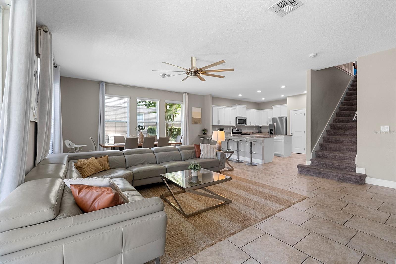 OAKMONT PH 01 - Residential