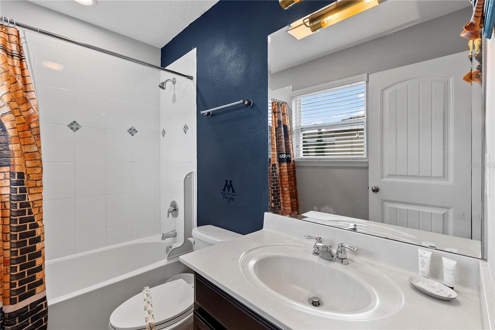 OAKMONT PH 01 - Residential