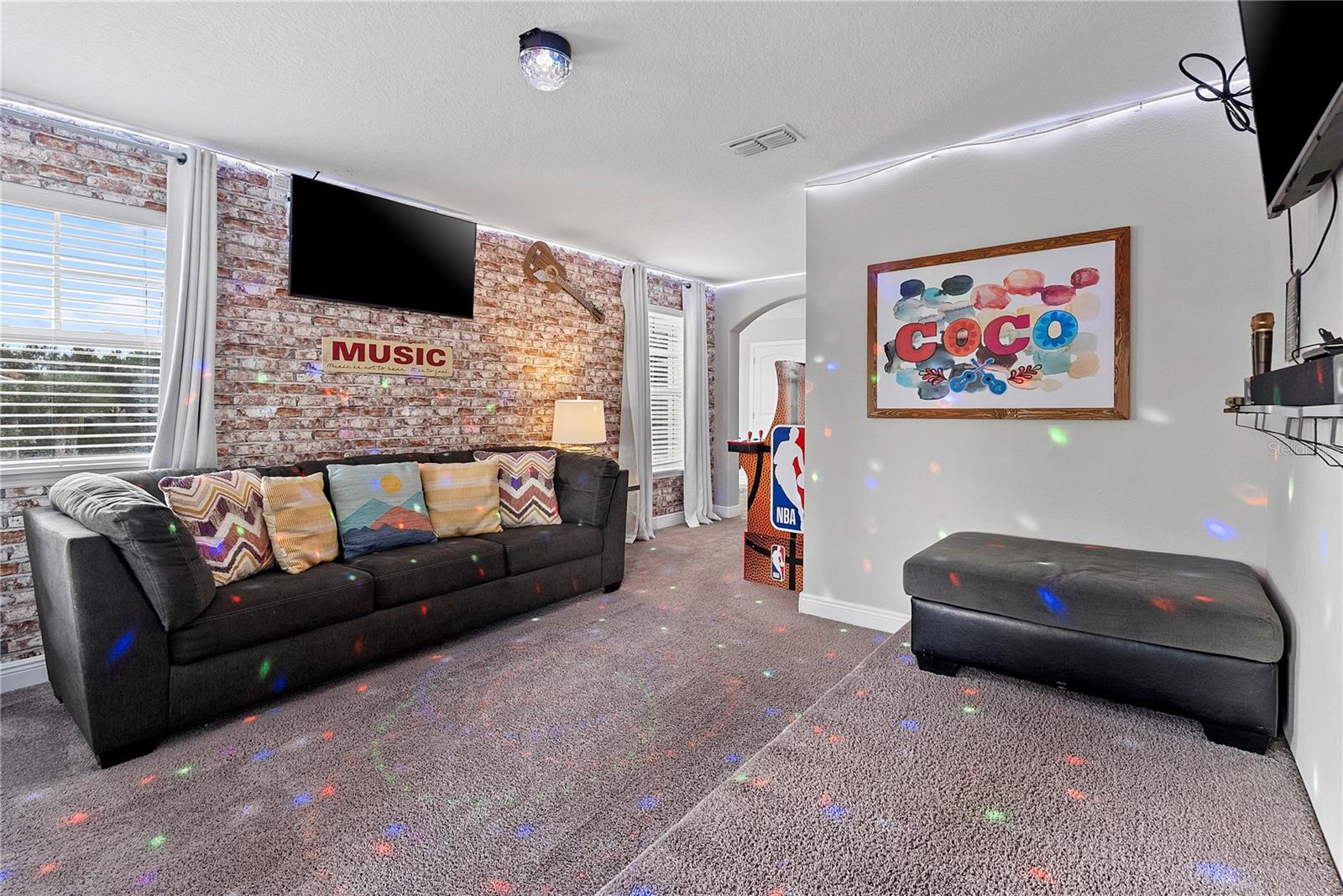 OAKMONT PH 01 - Residential