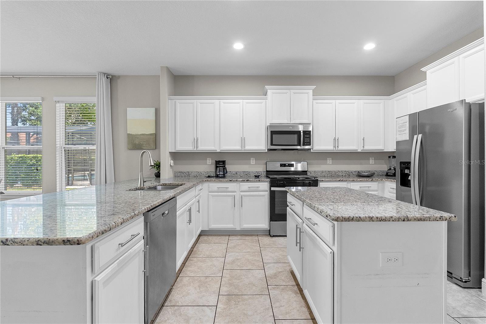 OAKMONT PH 01 - Residential