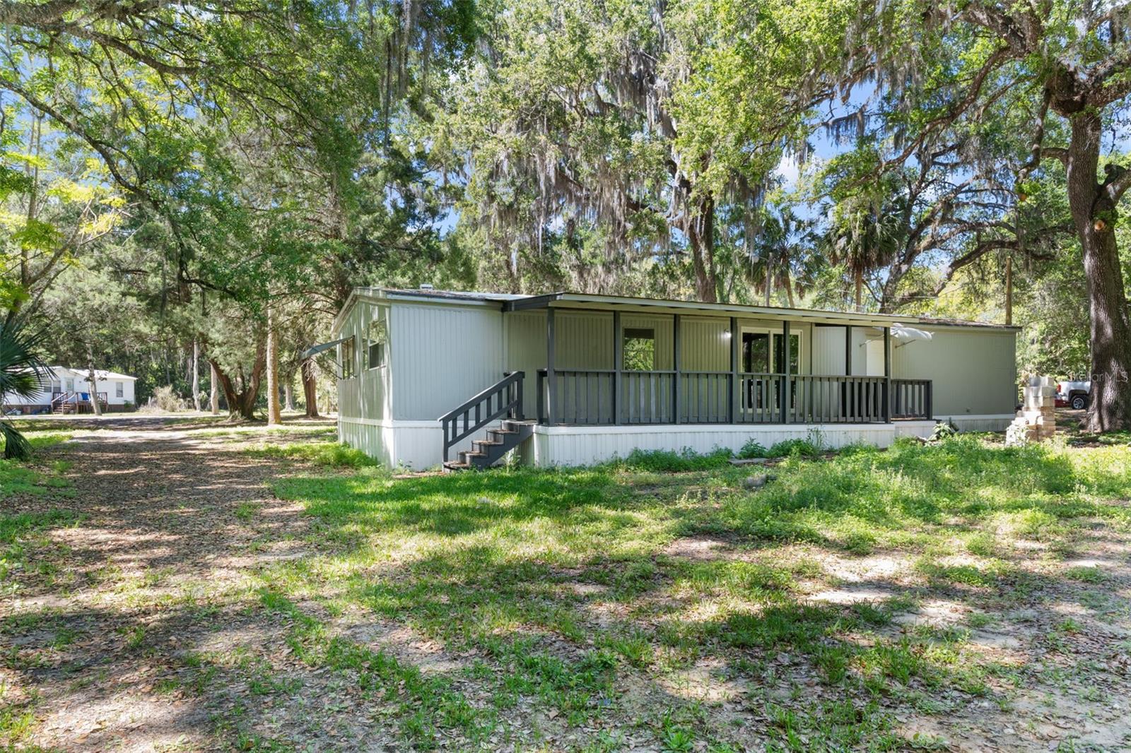 OLIVE PALM COMMUNITY - Residential