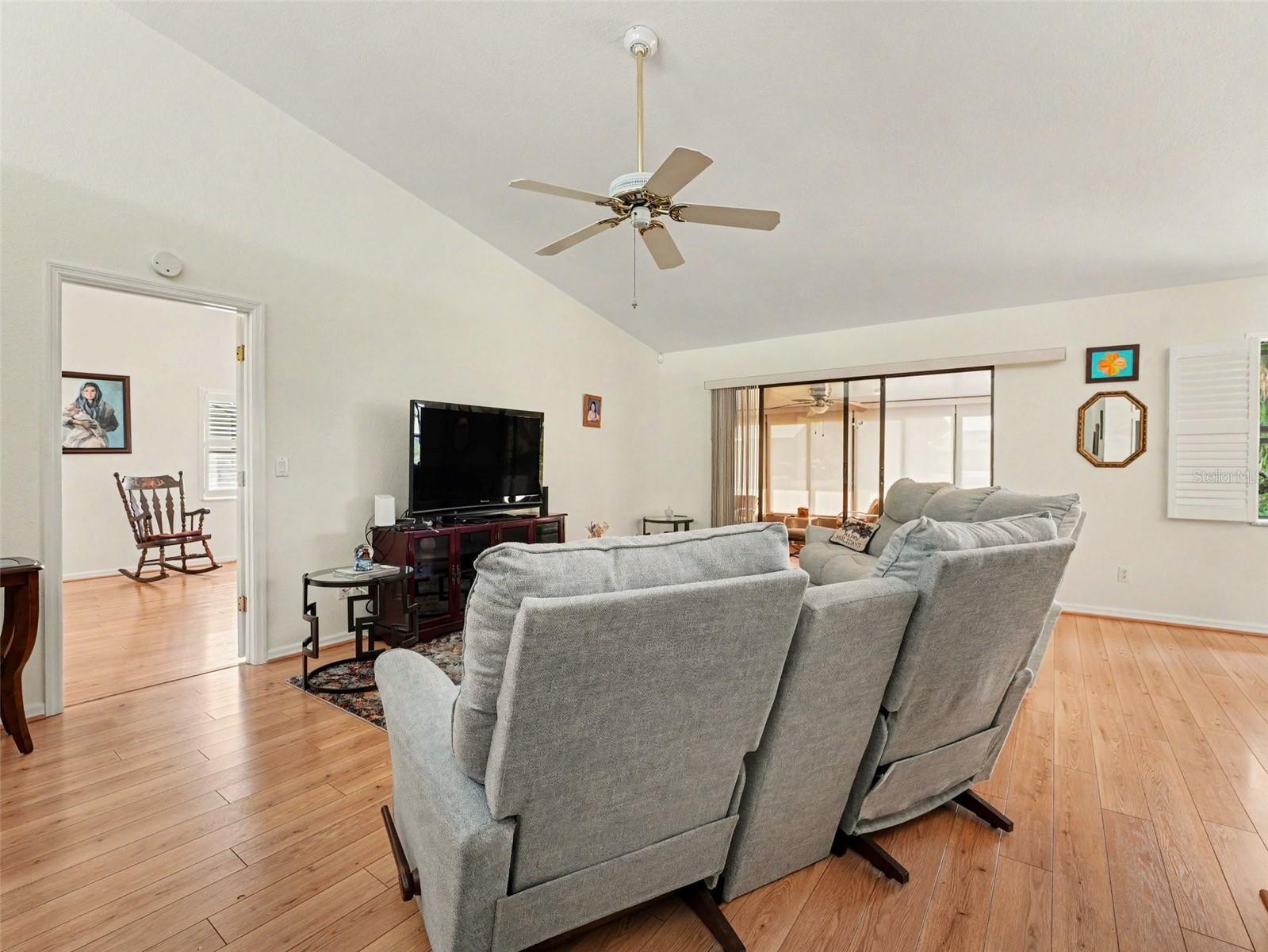 ORANGEWOOD ACRES UNIT 04 - Residential