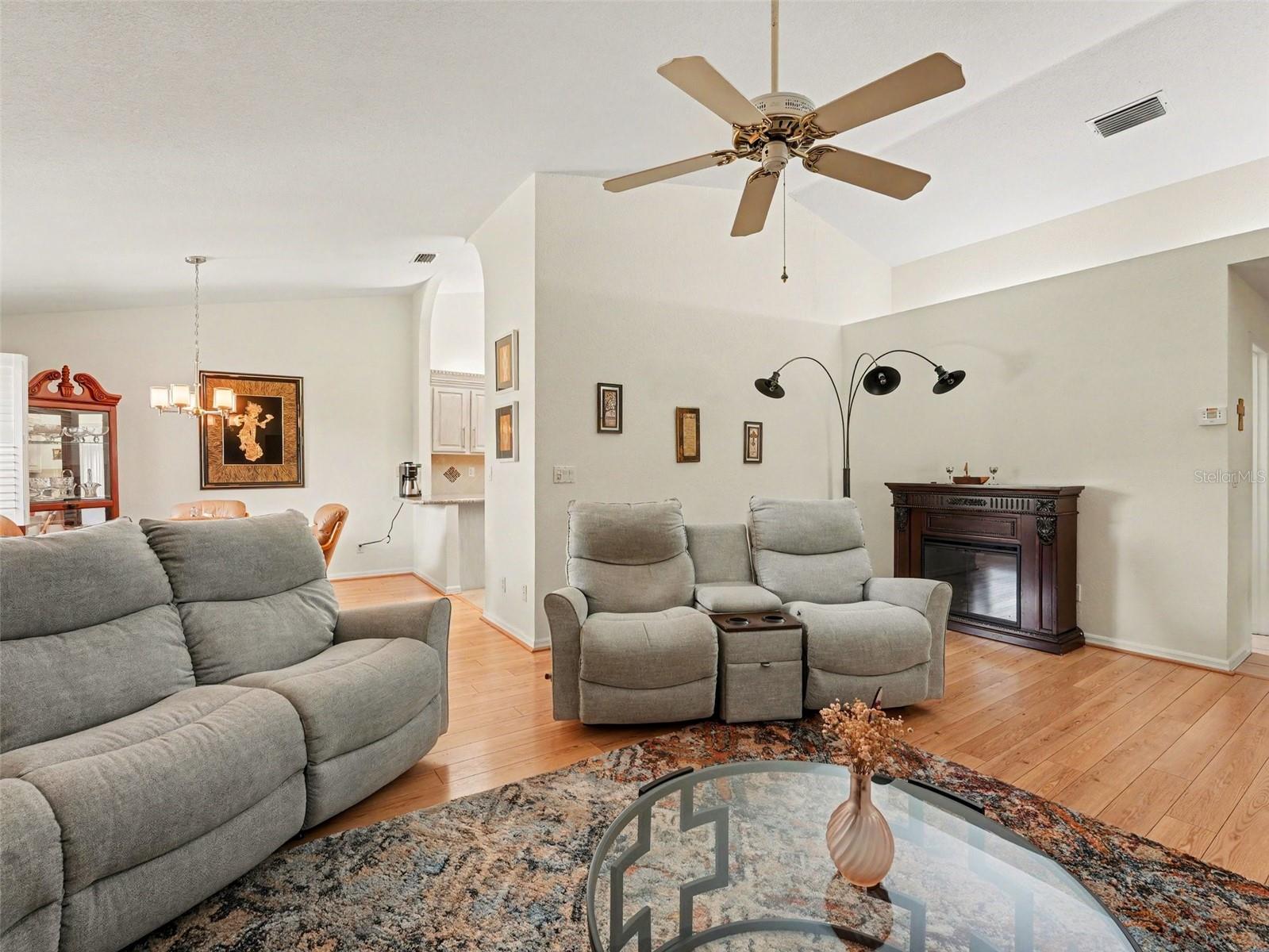 ORANGEWOOD ACRES UNIT 04 - Residential