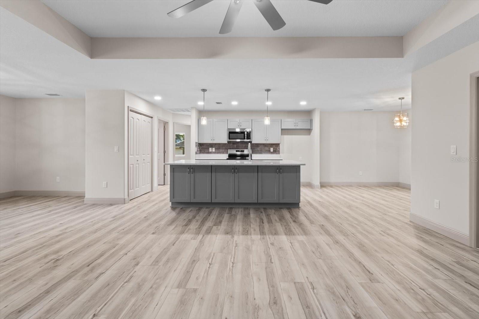 CITRUS SPGS UNIT 04 - Residential