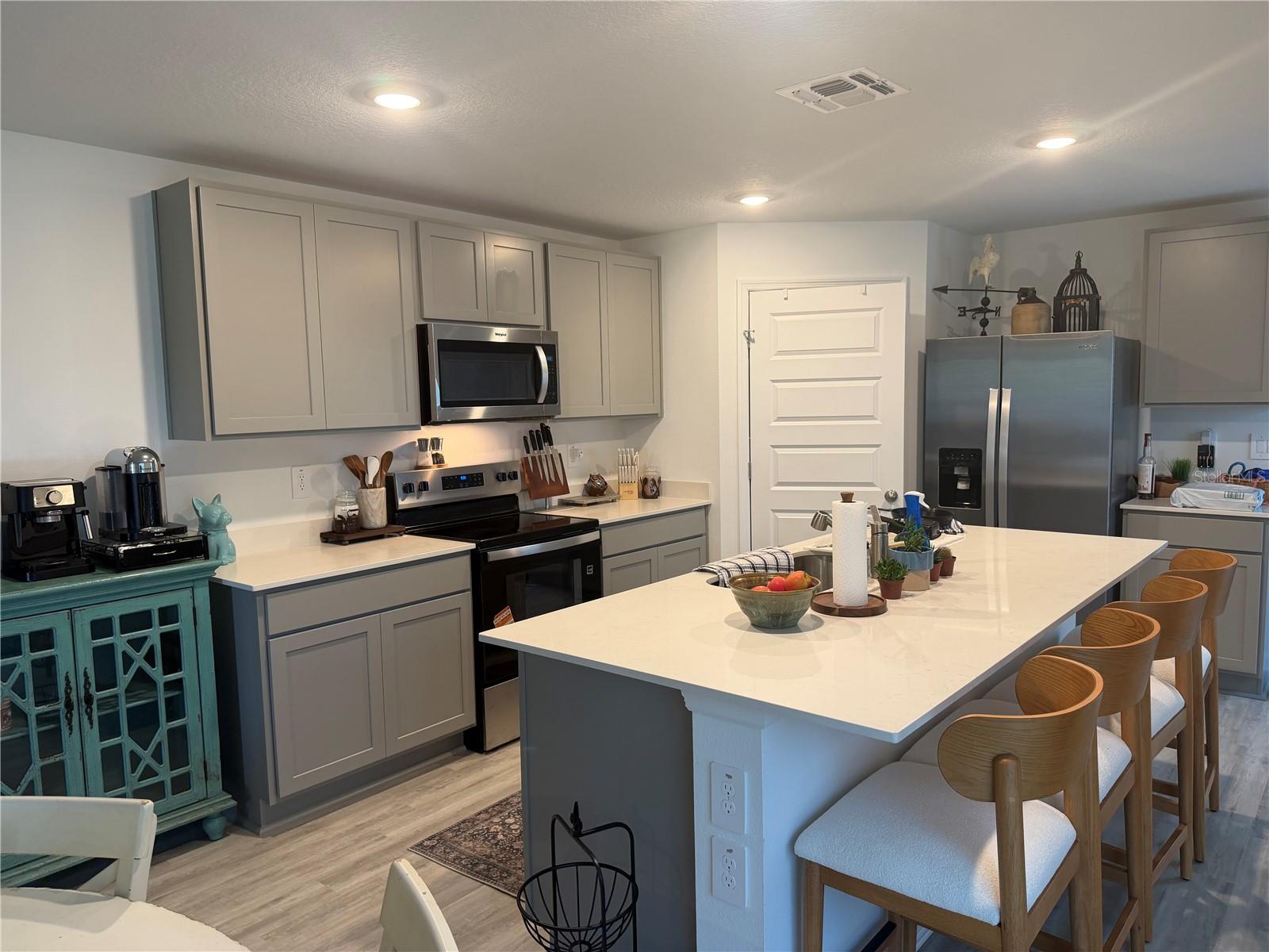 HAWTHORNE PH 3A-3B - Residential Lease