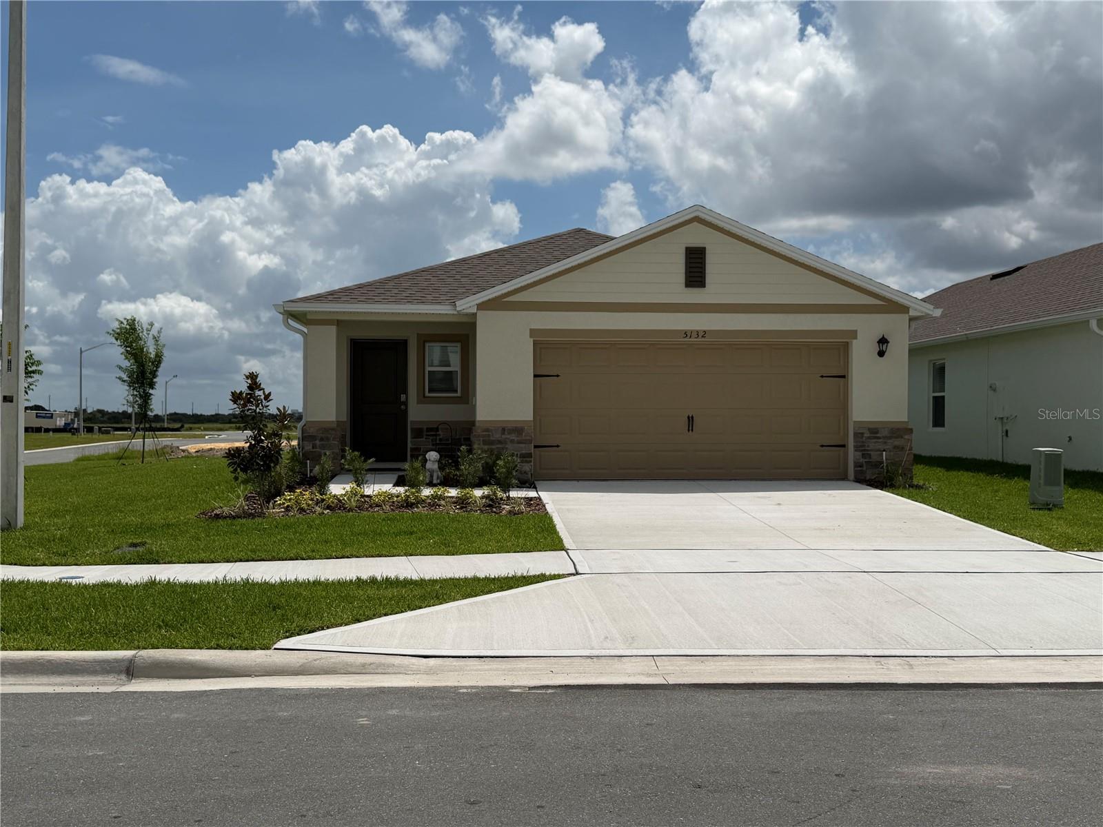 HAWTHORNE PH 3A-3B - Residential Lease