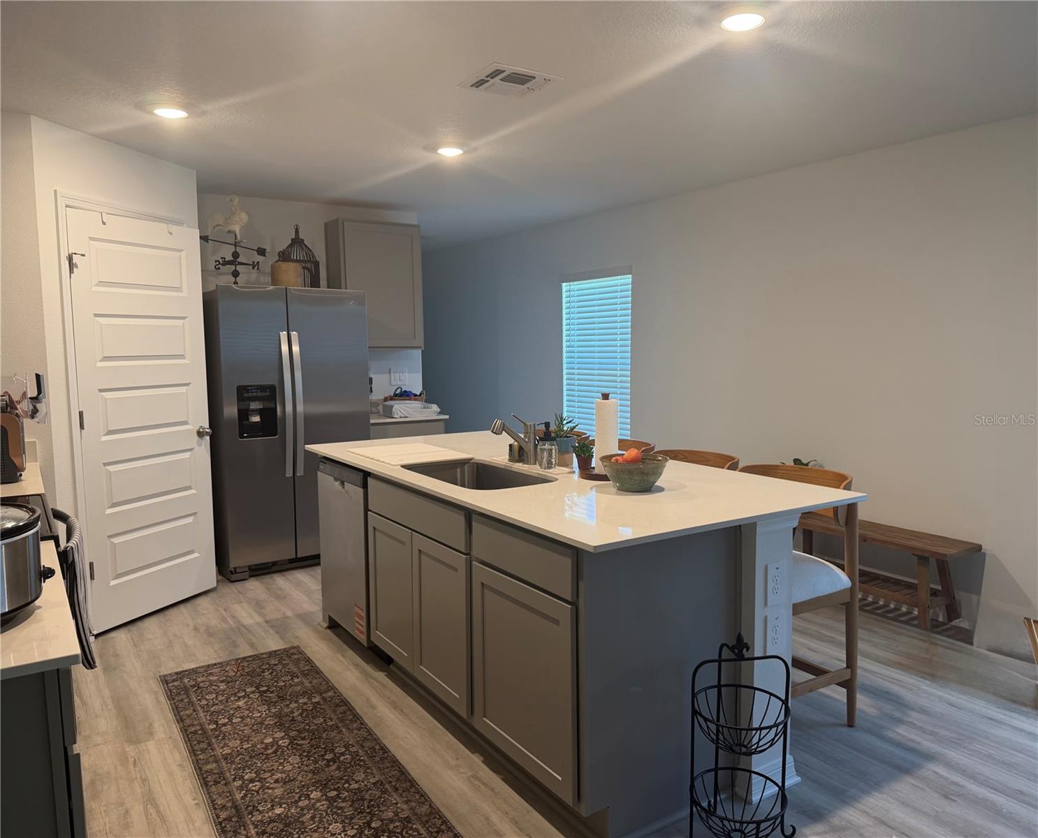 HAWTHORNE PH 3A-3B - Residential Lease