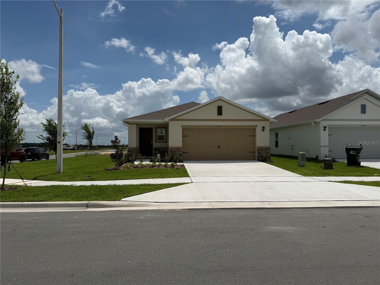 HAWTHORNE PH 3A-3B - Residential Lease