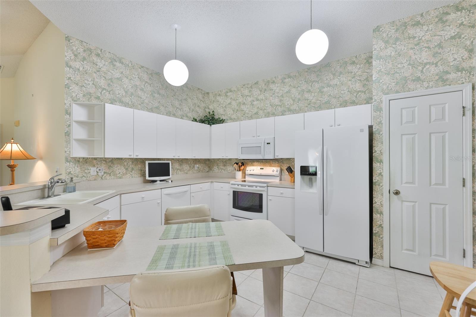 NANTUCKET III CONDO - Residential