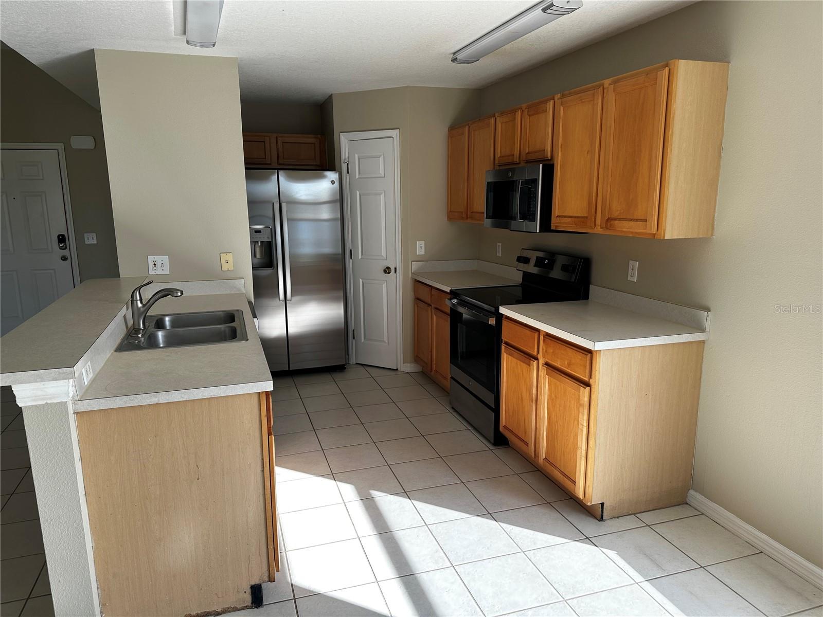 KINGSFIELD PH IV - Residential Lease