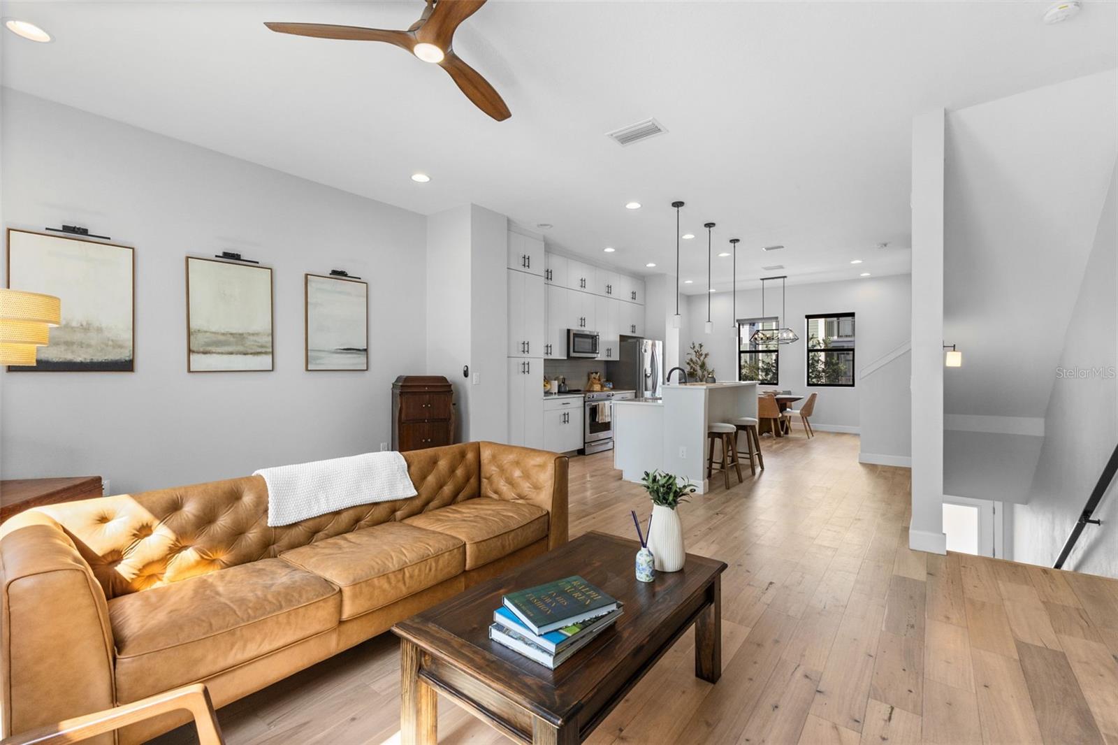 LAS AZOTEAS TWNHMS - Residential