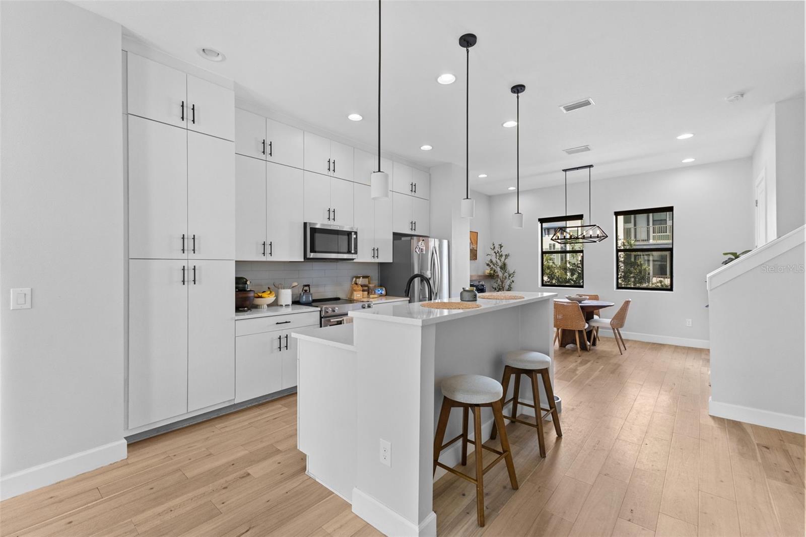 LAS AZOTEAS TWNHMS - Residential