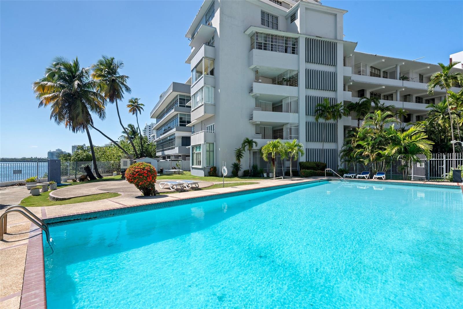 LA RADA - Residential