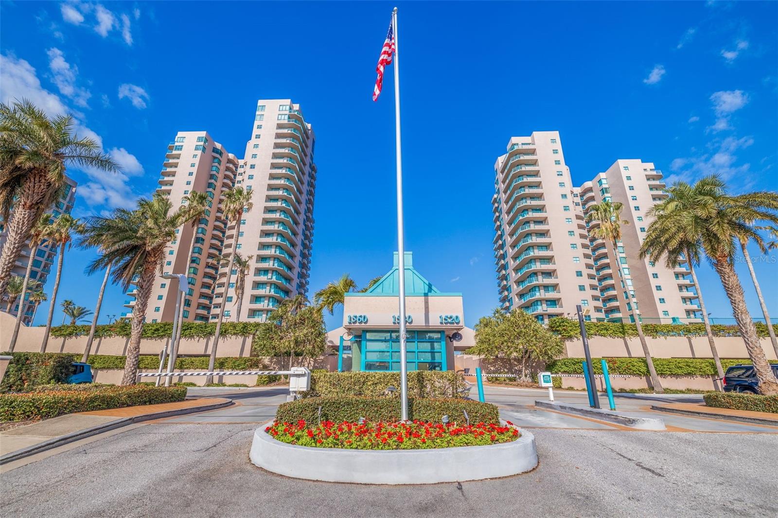 ULTIMAR ONE CONDO - Residential