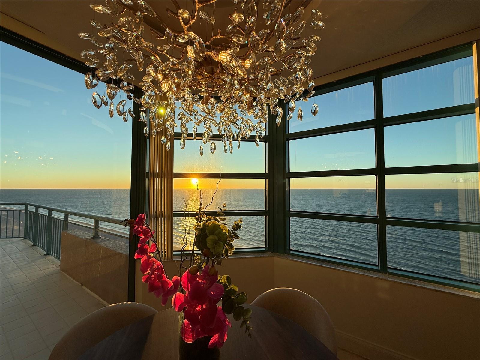 ULTIMAR ONE CONDO - Residential