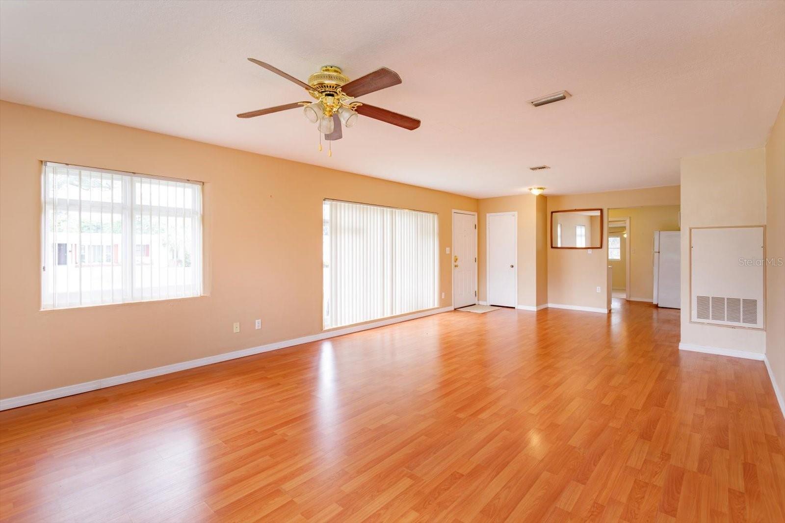 DOVER SHORES FOURTH ADD - Residential