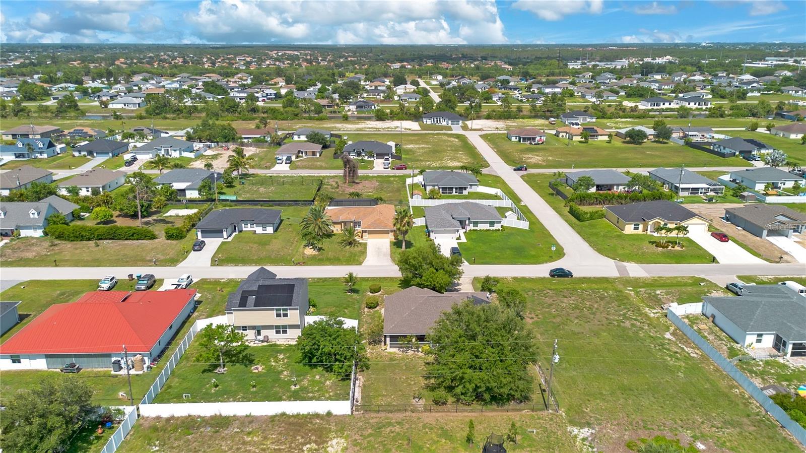 CAPE CORAL - Residential
