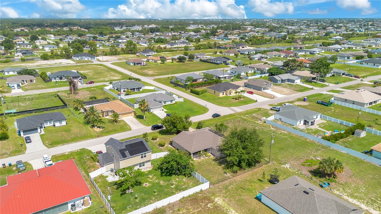 CAPE CORAL - Residential