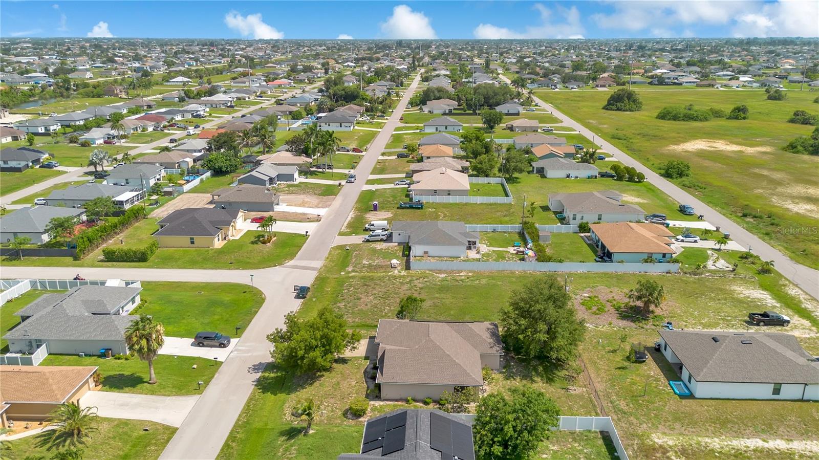 CAPE CORAL - Residential