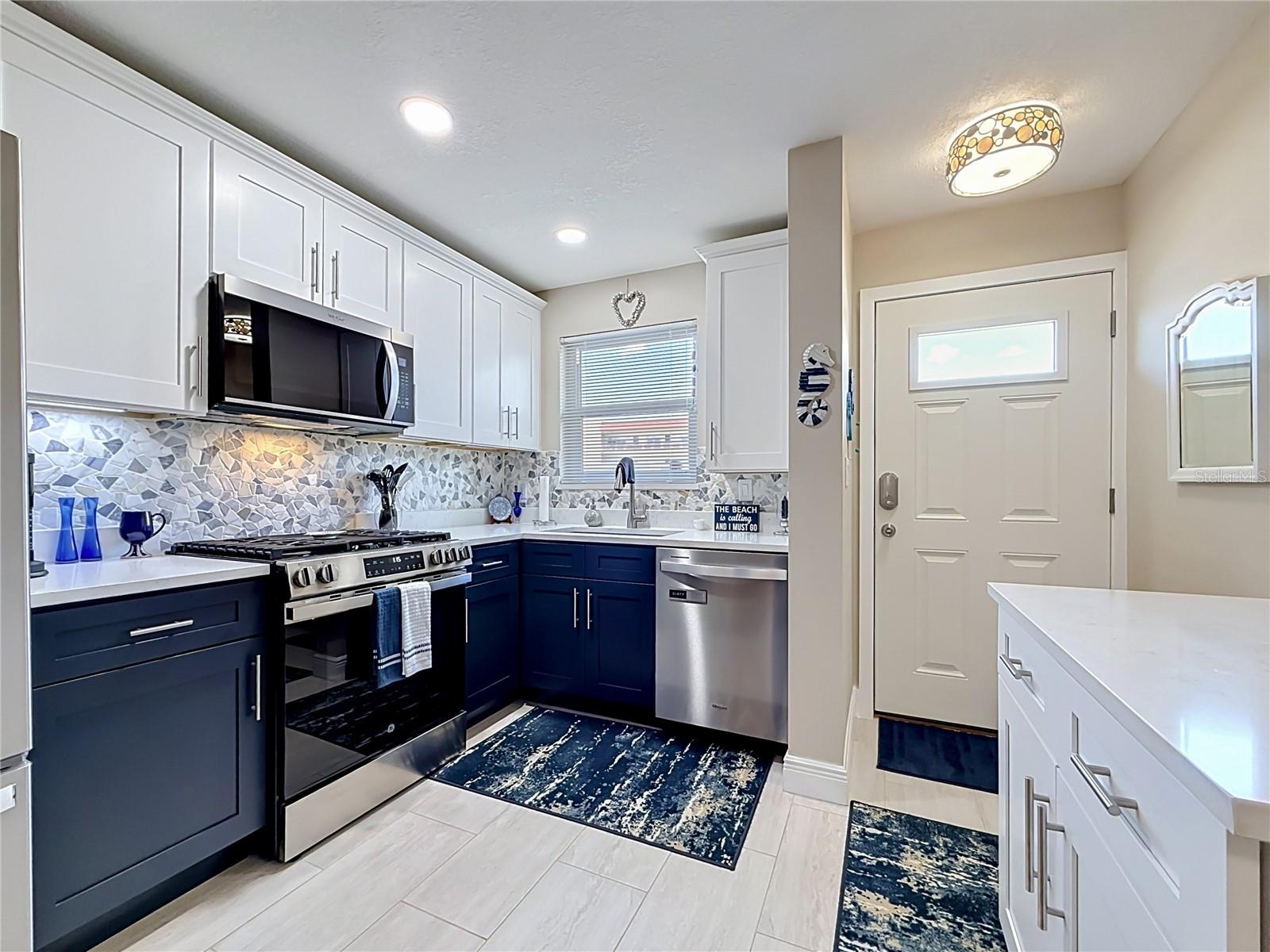TOWN SHORES OF GULFPORT - Residential
