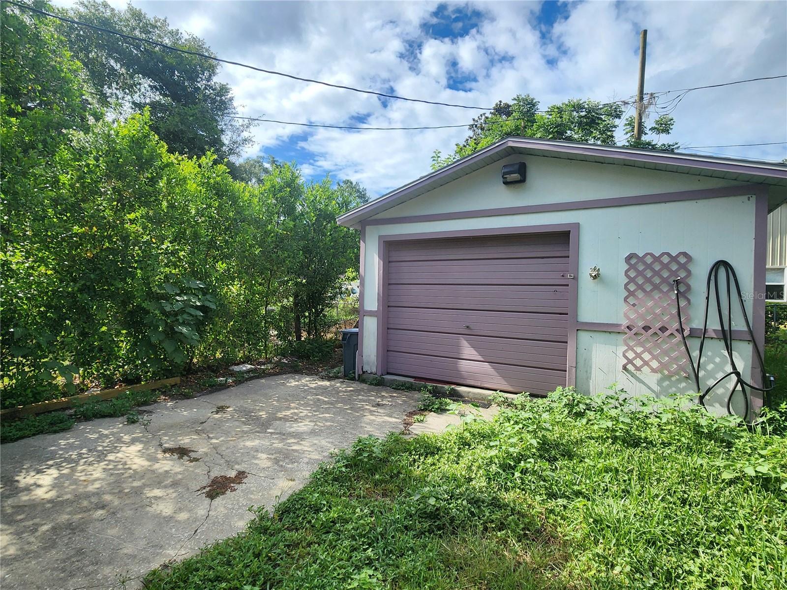 STONE OAKS - Residential