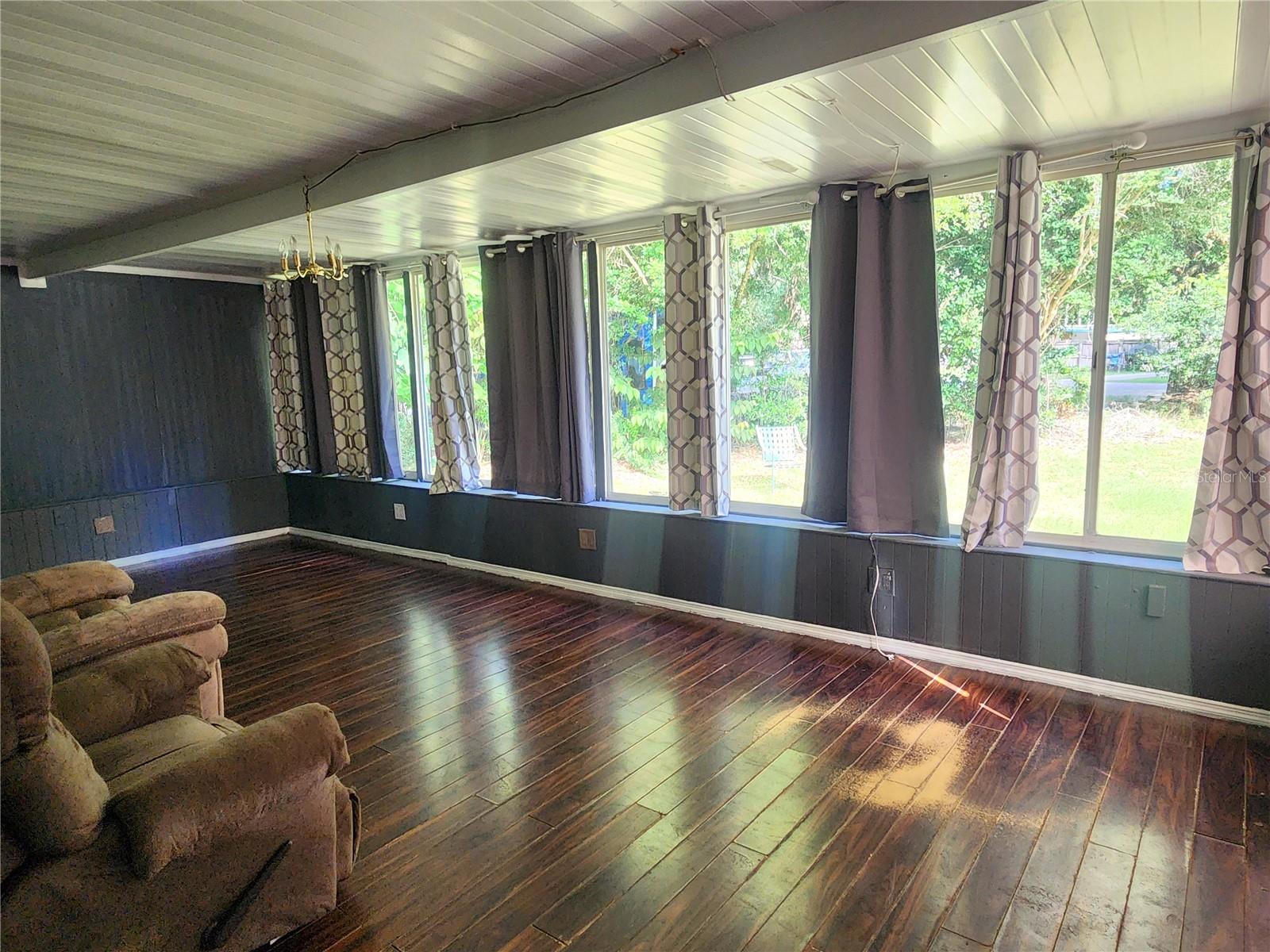 STONE OAKS - Residential