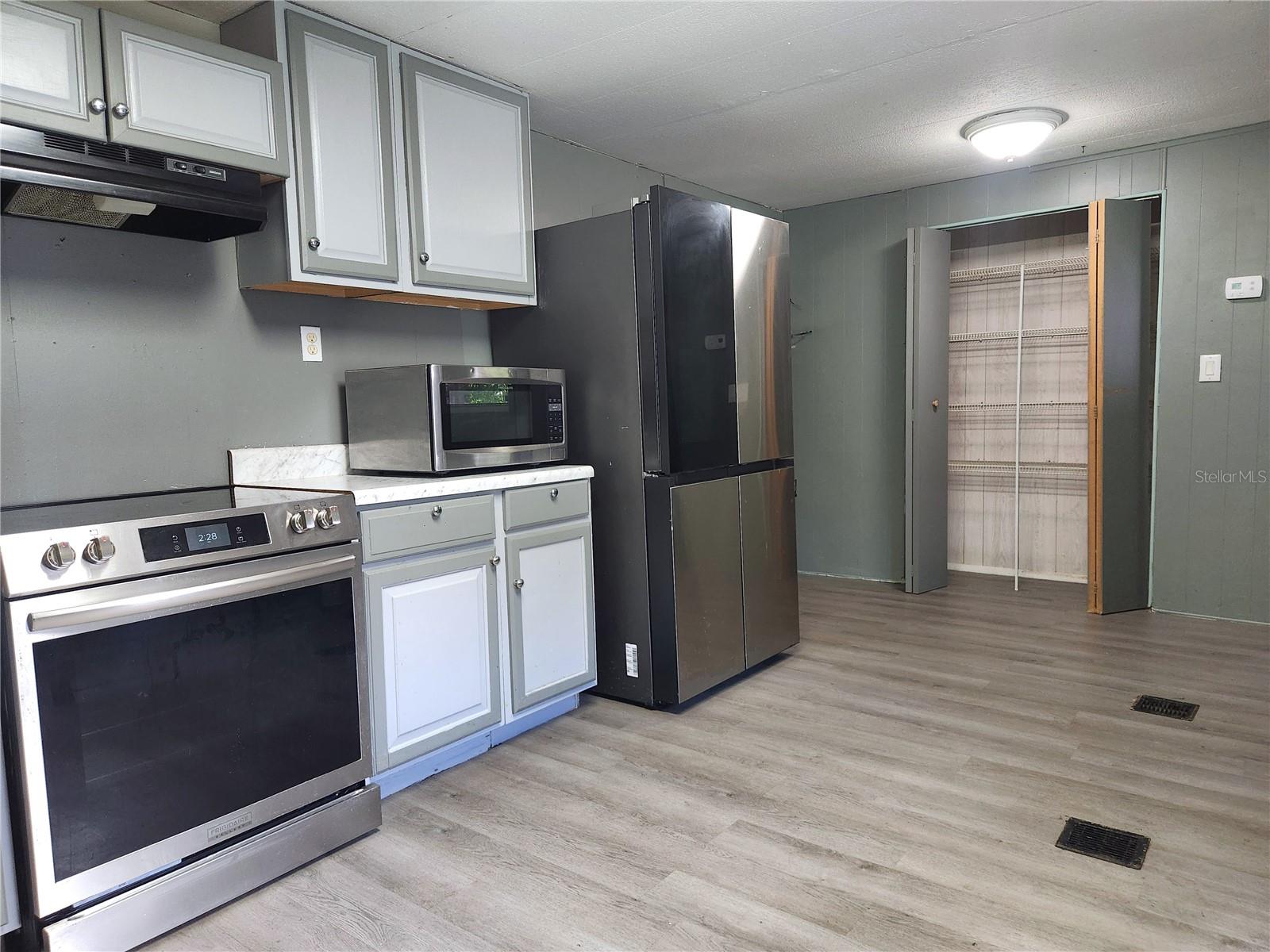 STONE OAKS - Residential