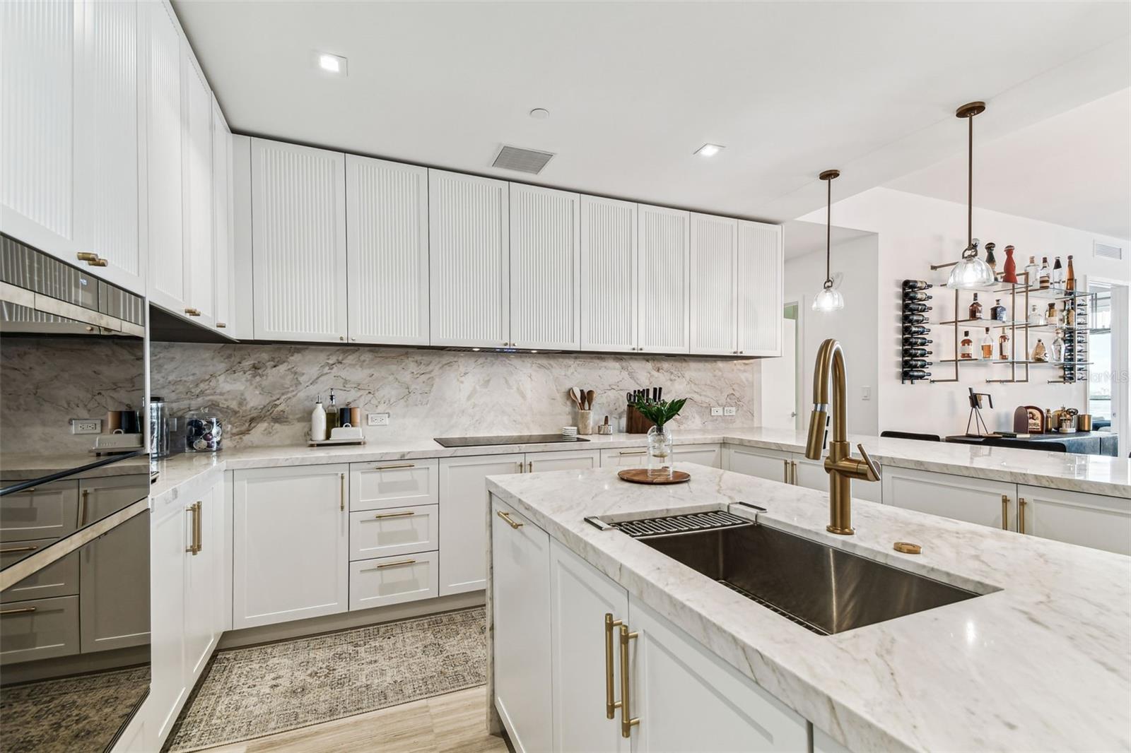 RITZ CARLTON RESIDENCES - Residential