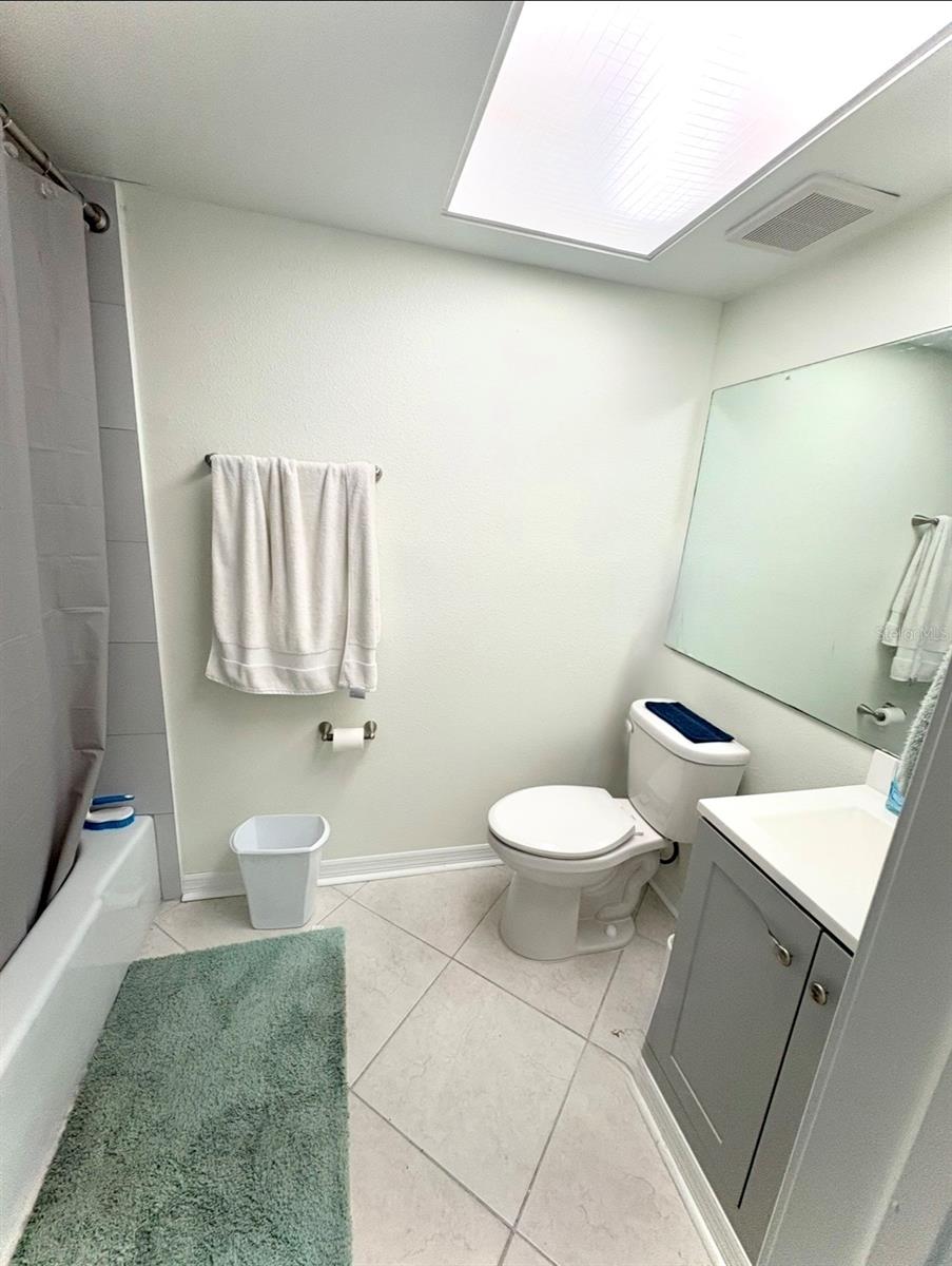 GULF HARBORS CONDO - Residential Lease