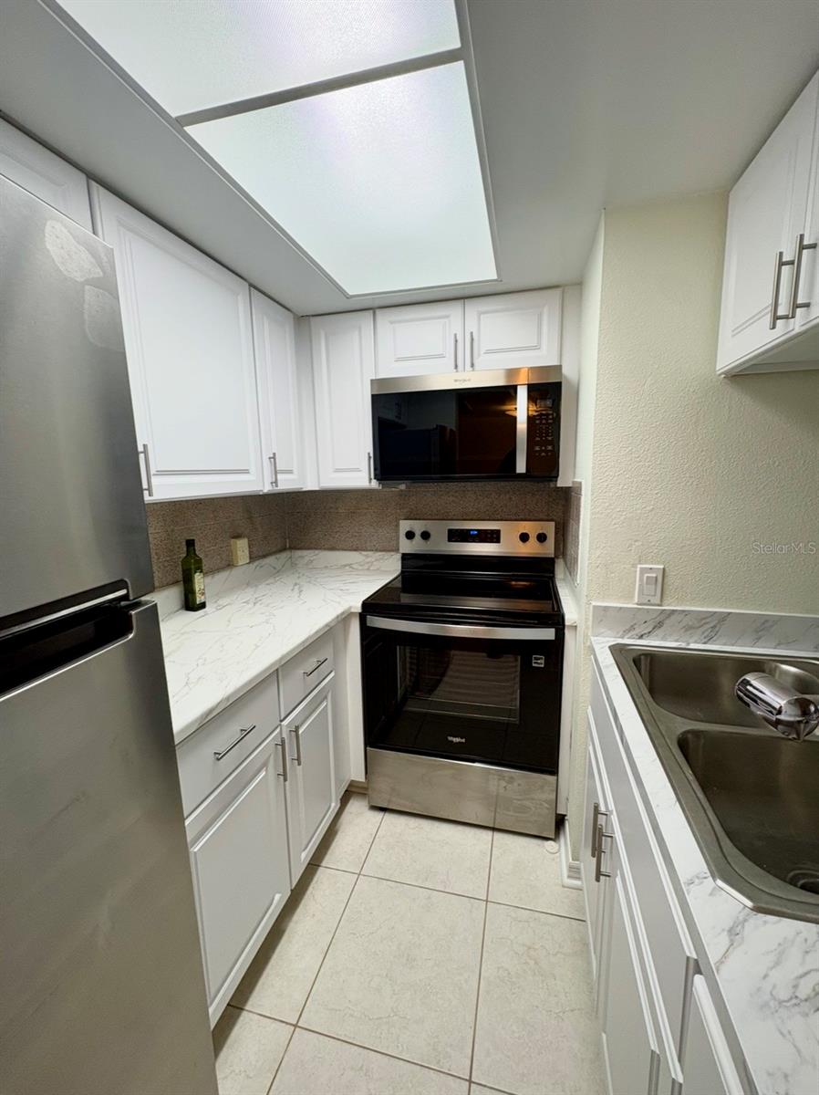 GULF HARBORS CONDO - Residential Lease