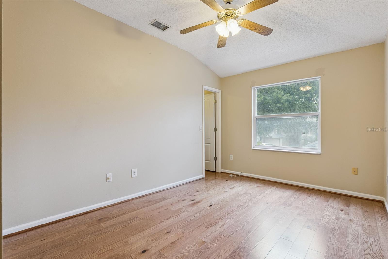 WATERFORD LAKES TR N07 PH 01 - Residential