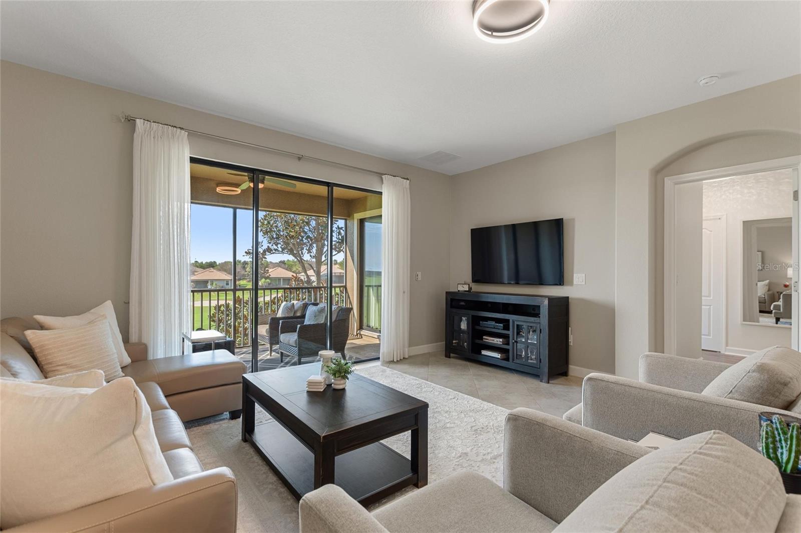 CHAMPIONS CLUB CONDO PH 12 - Residential