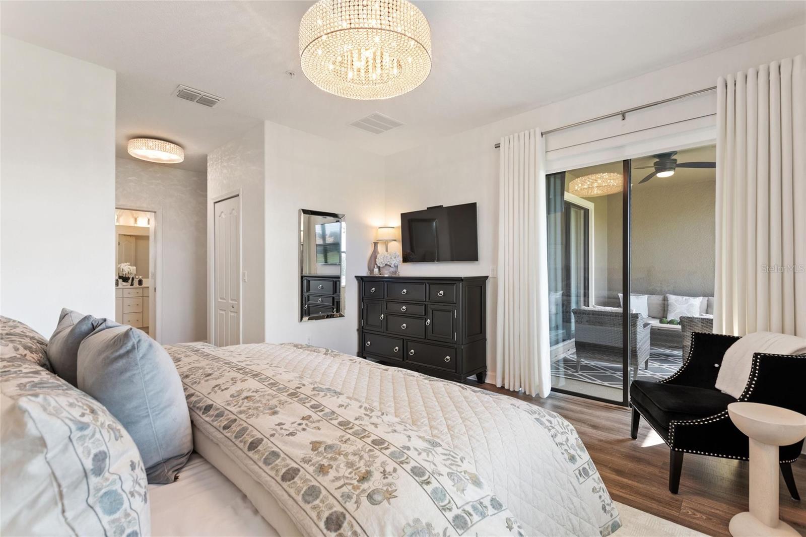 CHAMPIONS CLUB CONDO PH 12 - Residential
