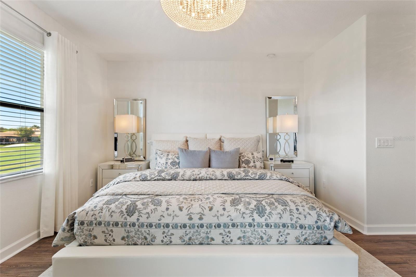 CHAMPIONS CLUB CONDO PH 12 - Residential