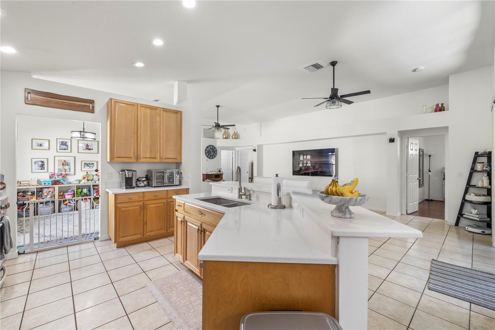 MEADOW POINTE PRCL 18 UNIT 01 & 03 - Residential