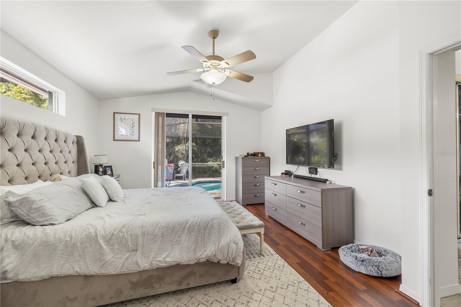 MEADOW POINTE PRCL 18 UNIT 01 & 03 - Residential