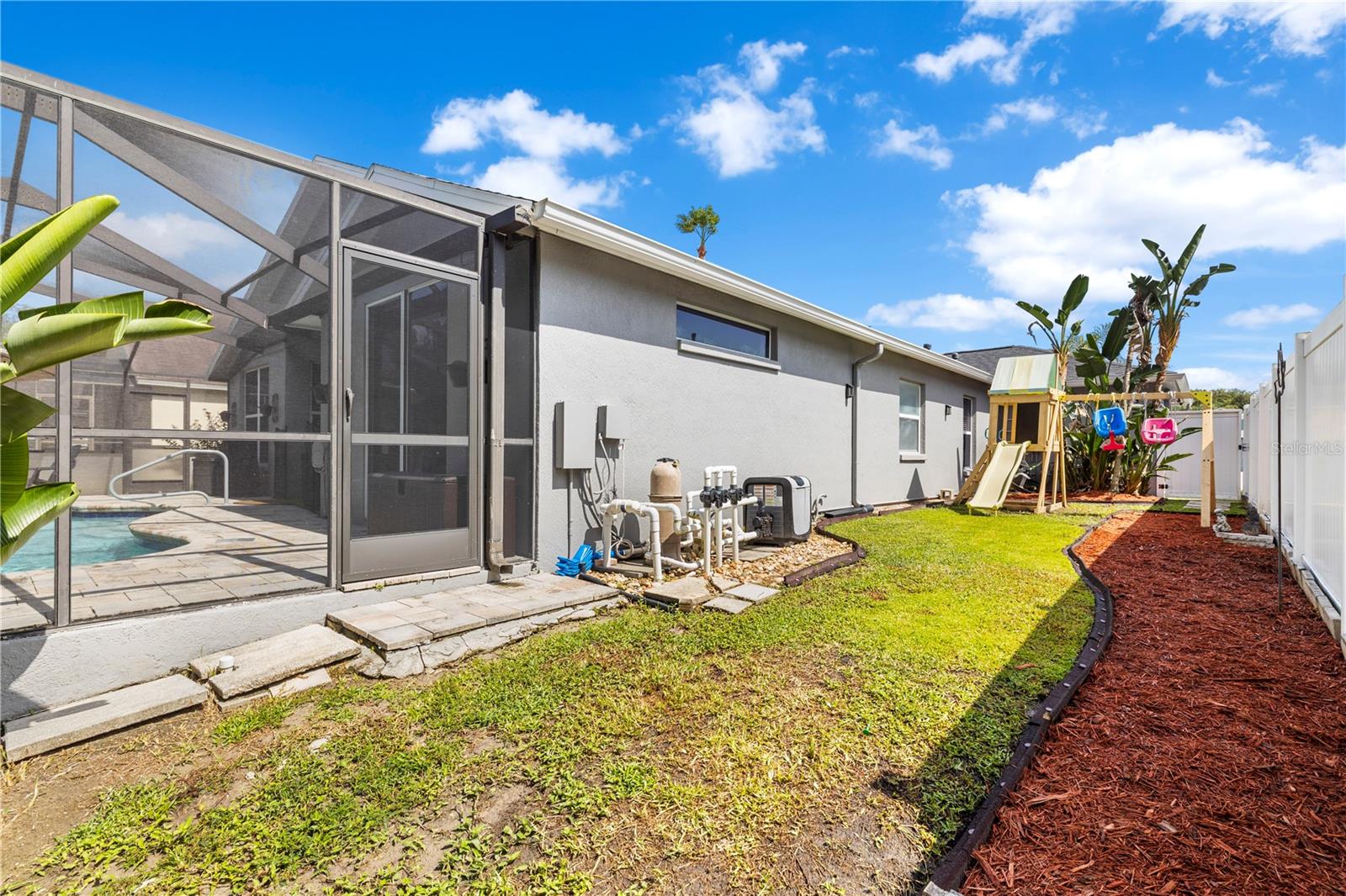 MEADOW POINTE PRCL 18 UNIT 01 & 03 - Residential