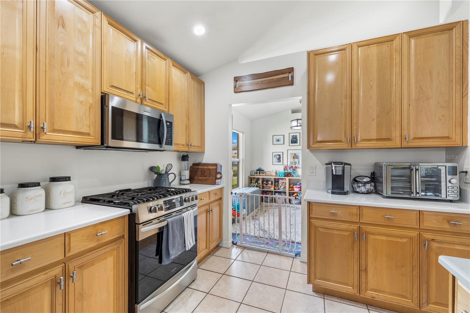 MEADOW POINTE PRCL 18 UNIT 01 & 03 - Residential