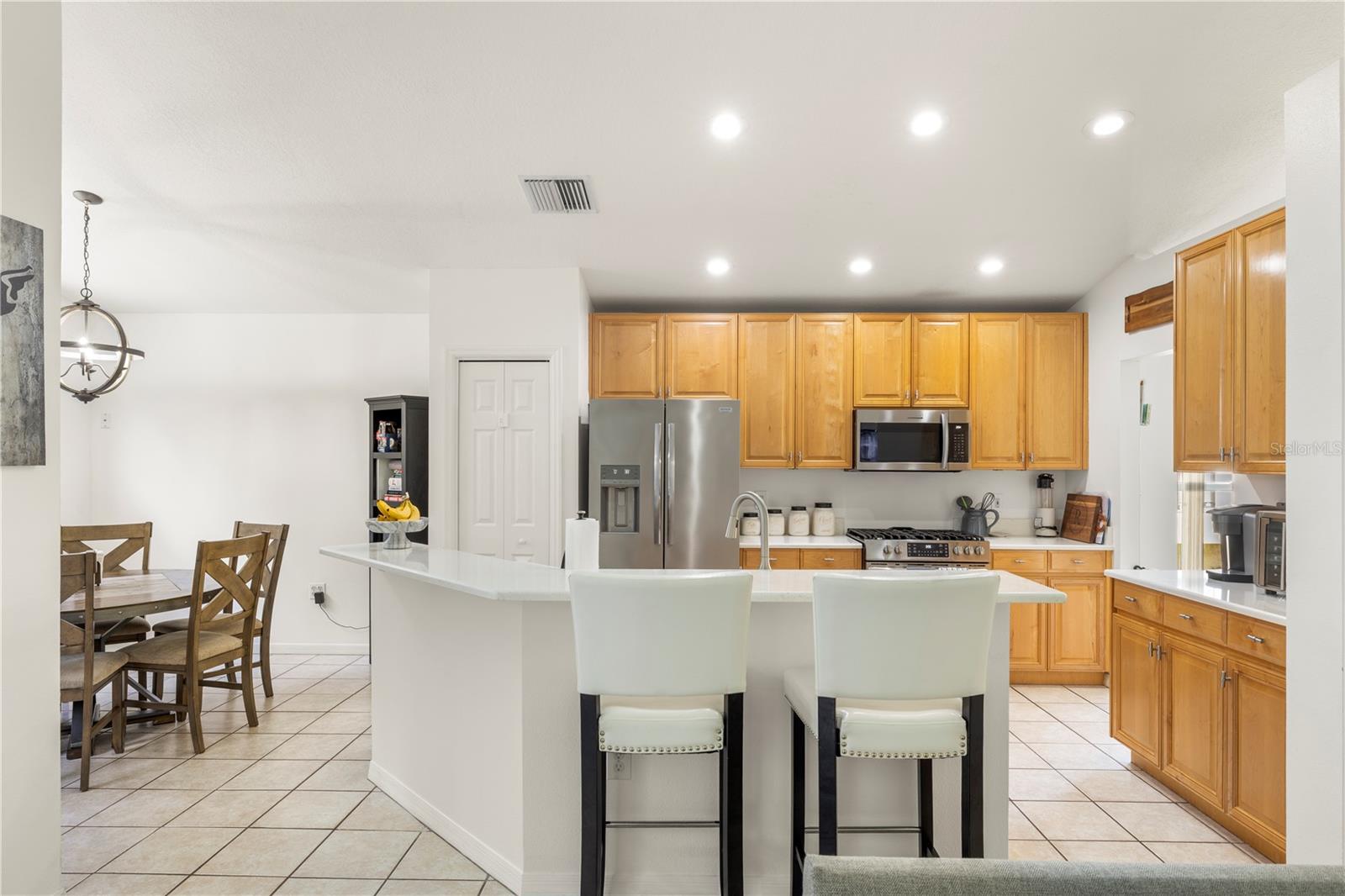 MEADOW POINTE PRCL 18 UNIT 01 & 03 - Residential