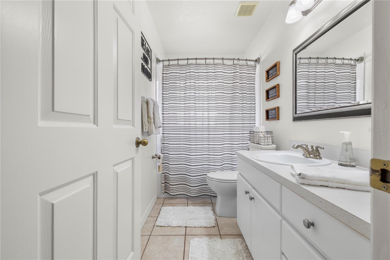 MEADOW POINTE PRCL 18 UNIT 01 & 03 - Residential