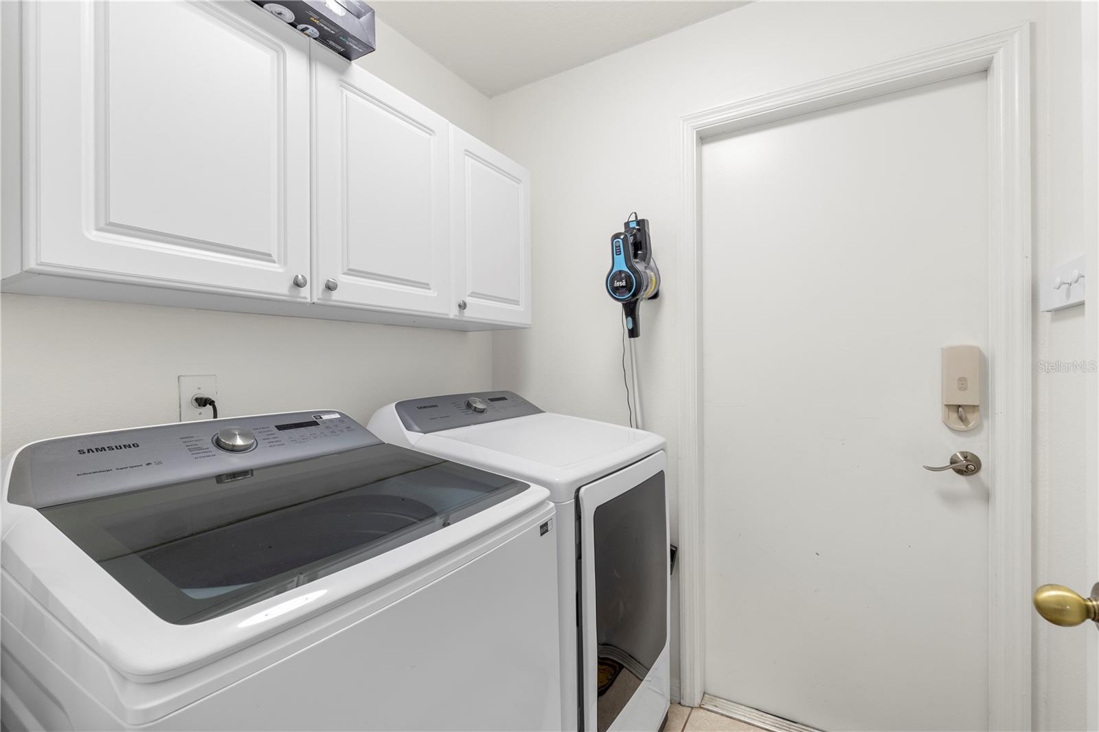MEADOW POINTE PRCL 18 UNIT 01 & 03 - Residential