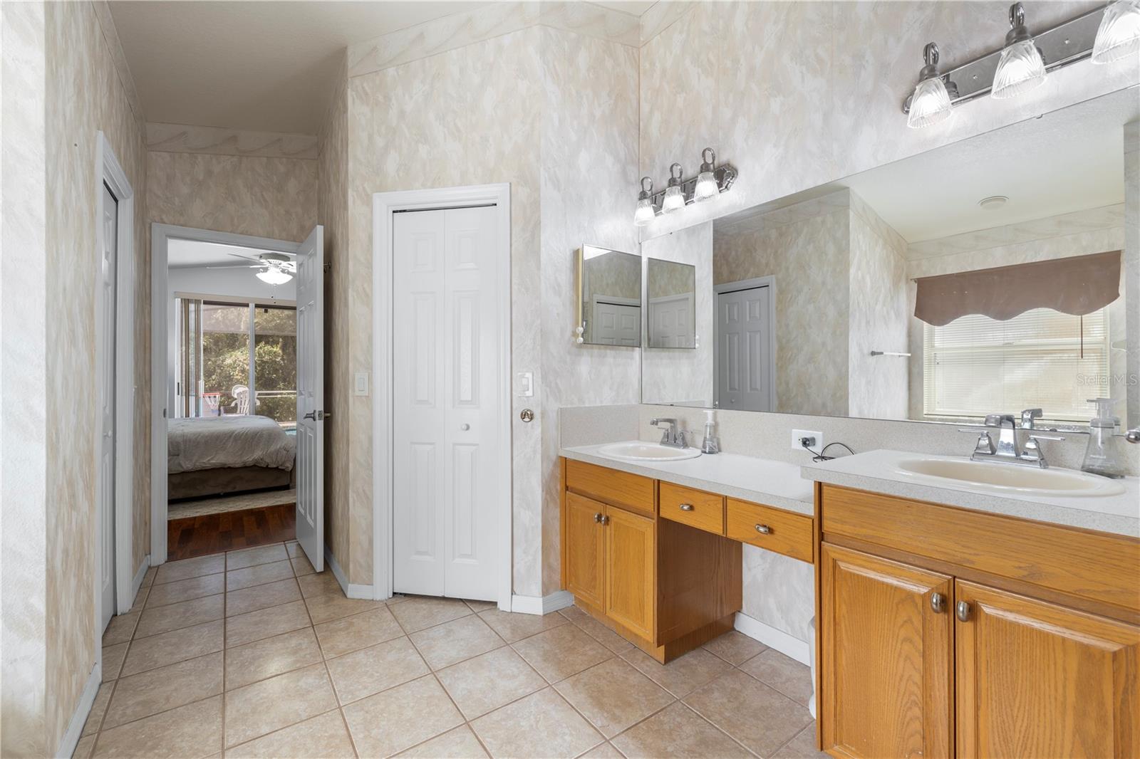 MEADOW POINTE PRCL 18 UNIT 01 & 03 - Residential