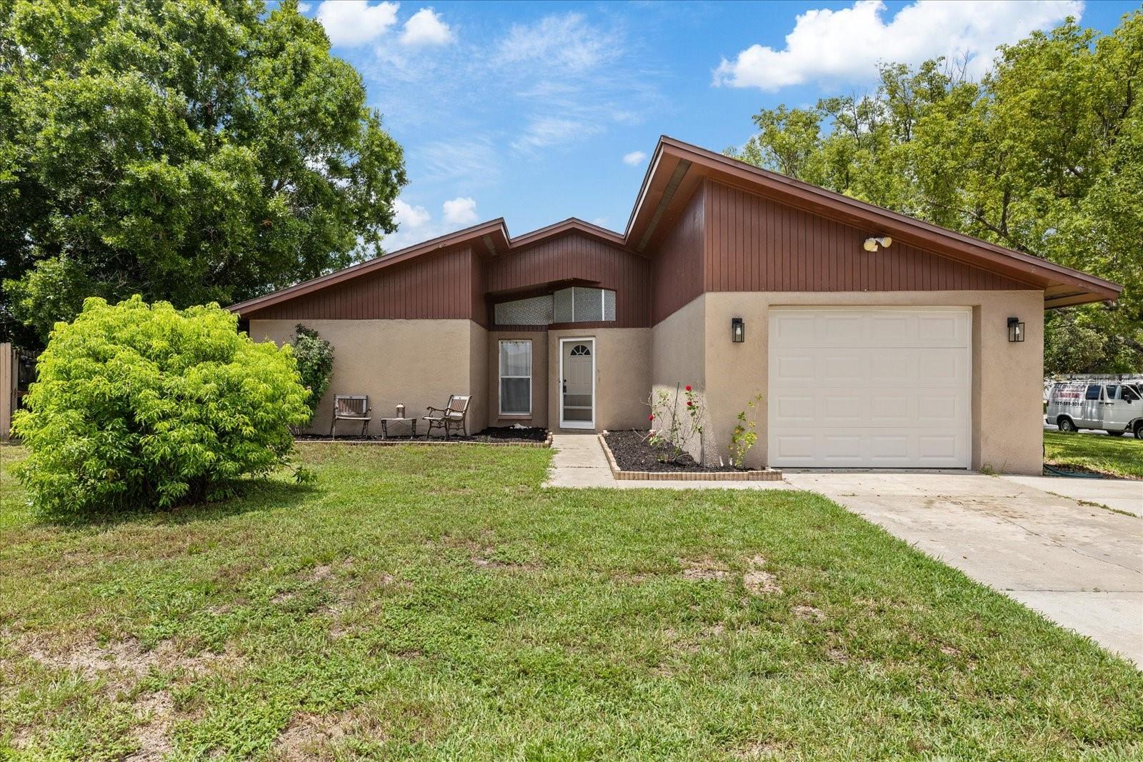 LA VILLA GARDENS - Residential