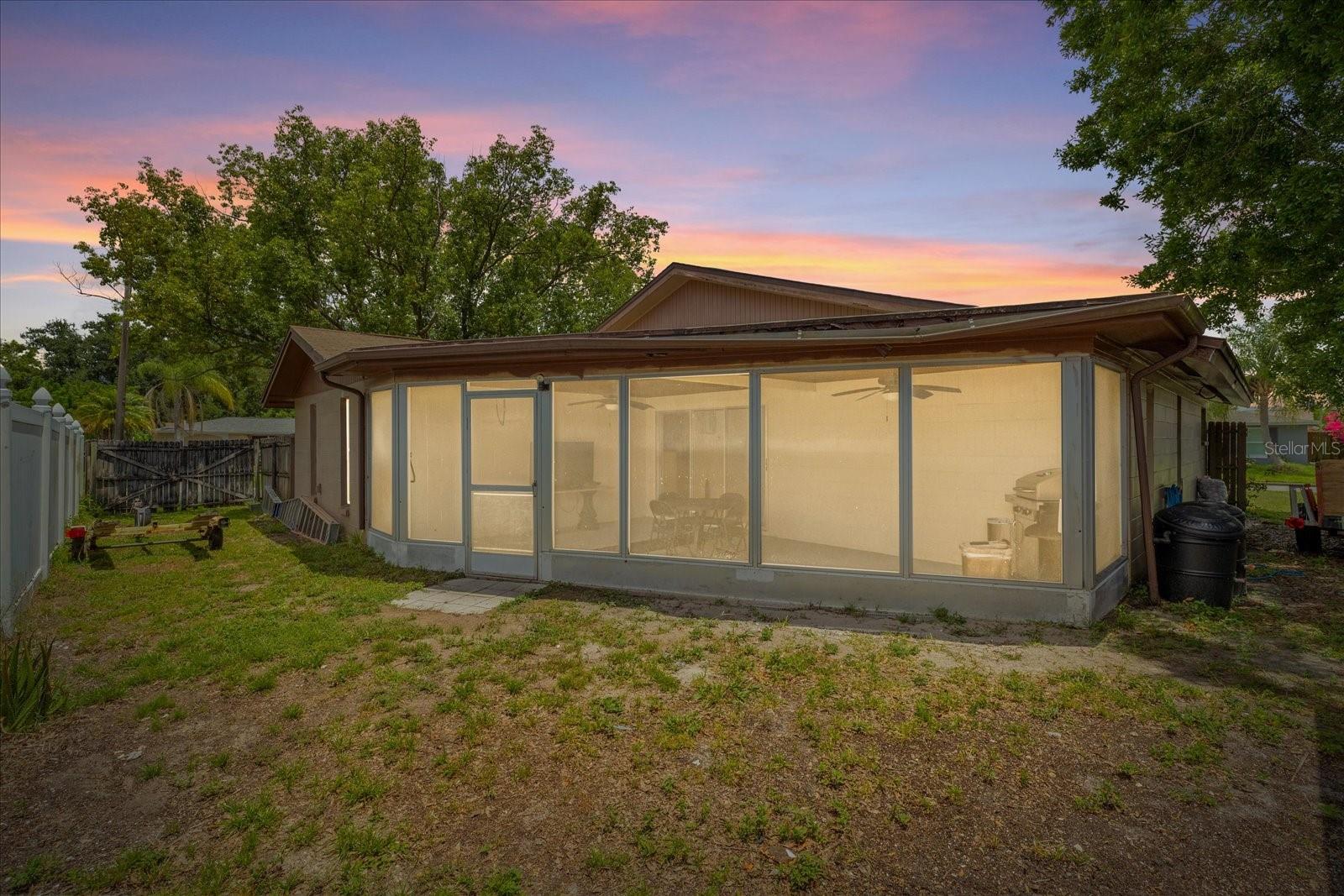 LA VILLA GARDENS - Residential