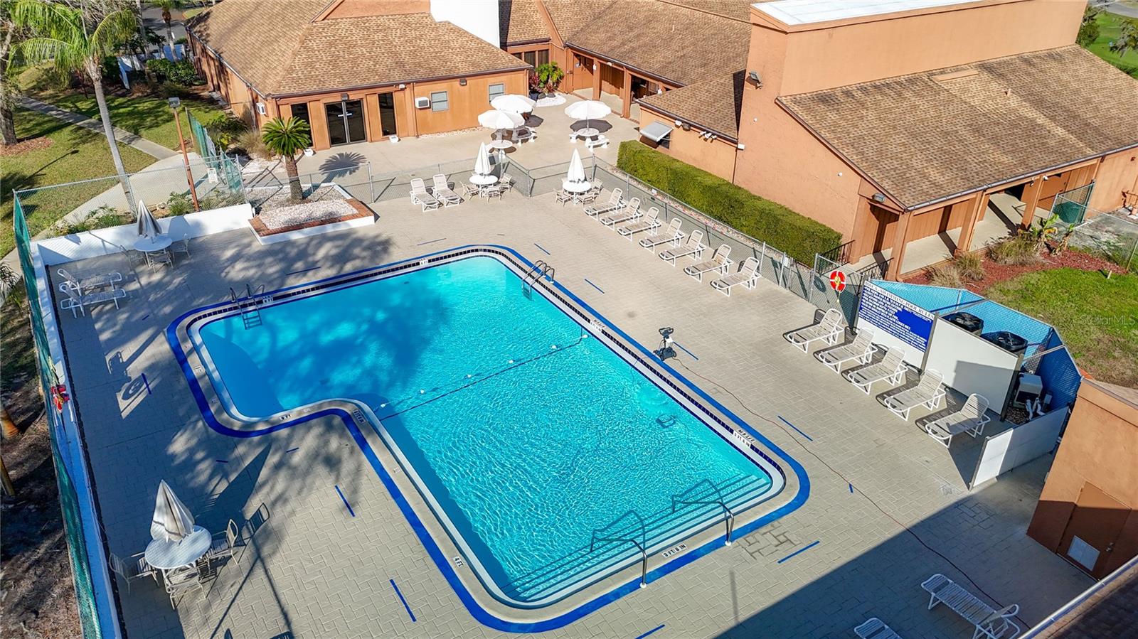 BEACON WOODS WEDGEWOOD CONDO - Residential