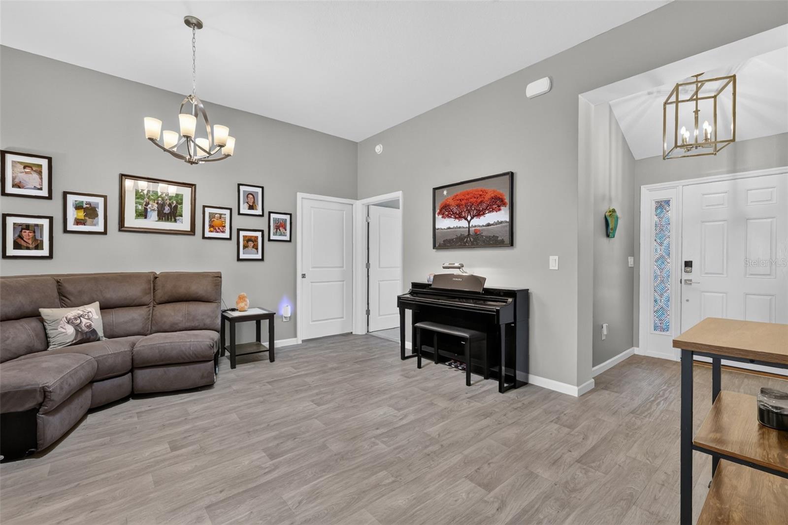 OXFORD OAKS PH 2 - Residential