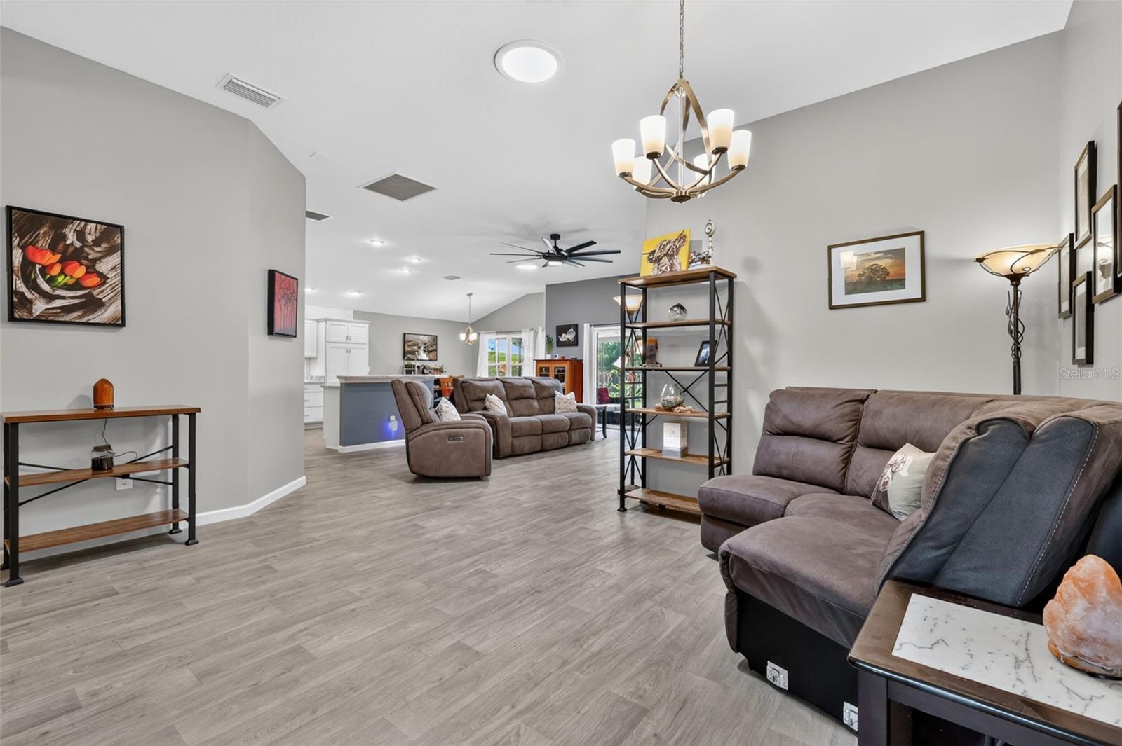 OXFORD OAKS PH 2 - Residential