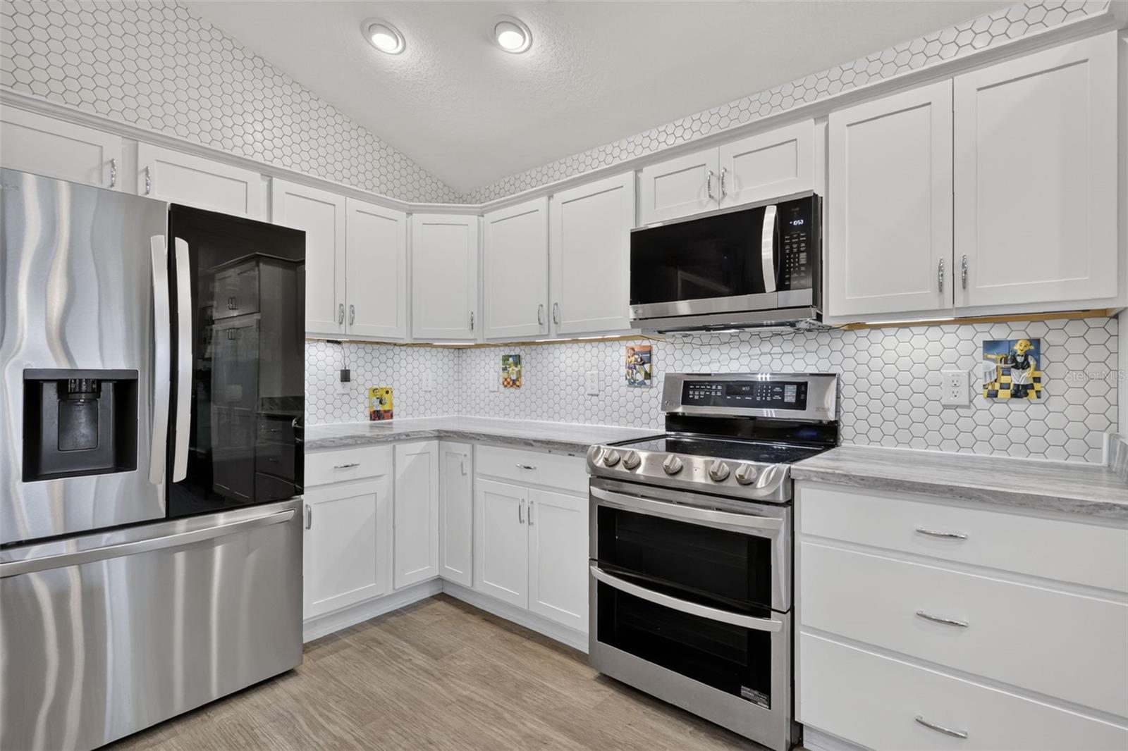 OXFORD OAKS PH 2 - Residential