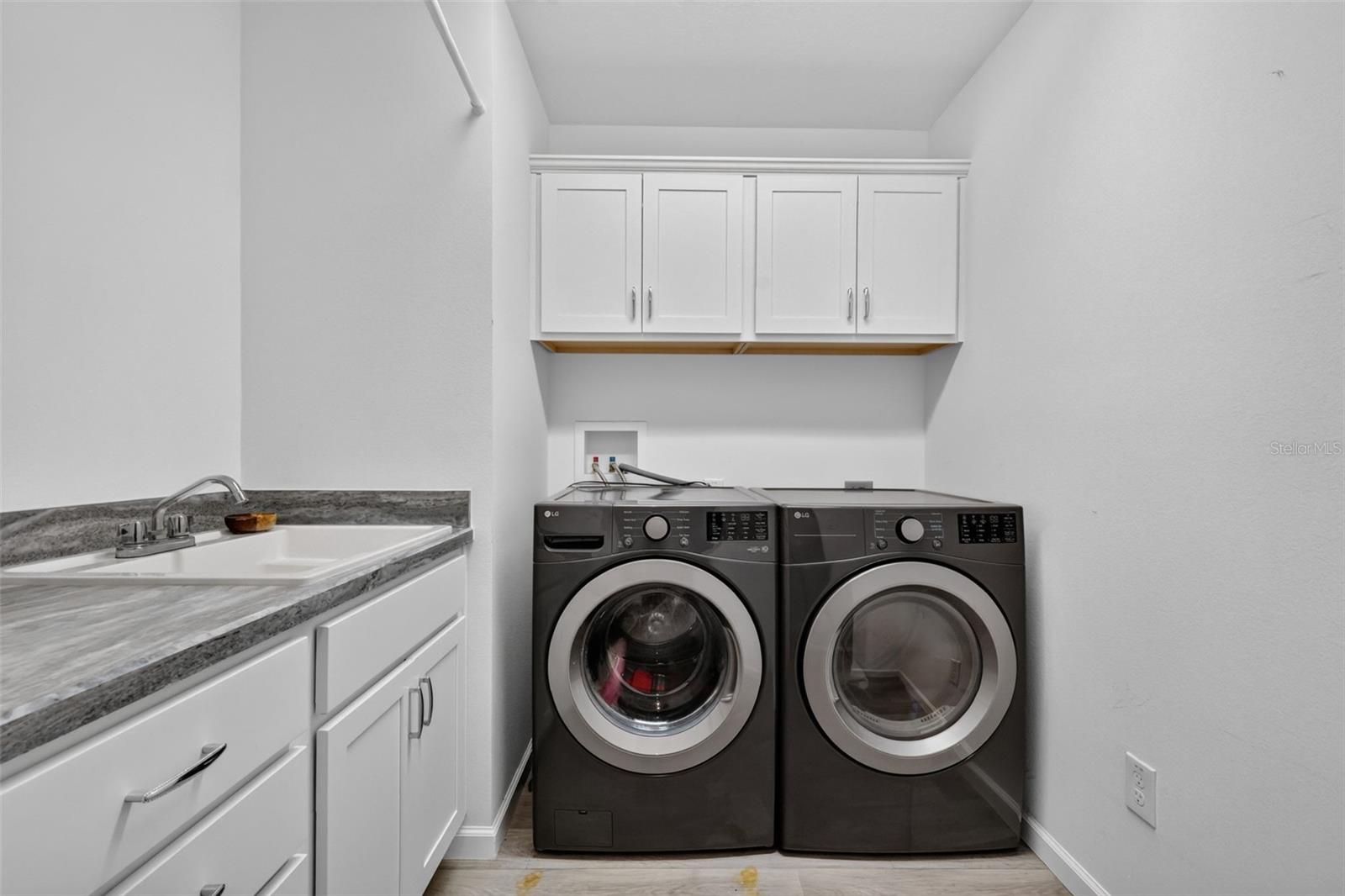 OXFORD OAKS PH 2 - Residential